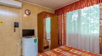 Фото номера Стандартный двухместный номер с 1 кроватью Гостиница Baza Otdykha Infanta г. Инал 8